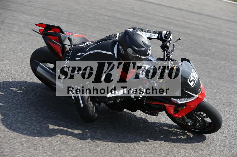 /Archiv-2025/49 26.08.2025 Cornu Master School ADR/blau-bleu/57